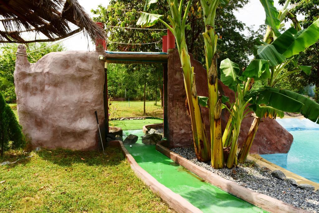 Mirabel Club Resort Haat Jomtien Eksteriør bilde