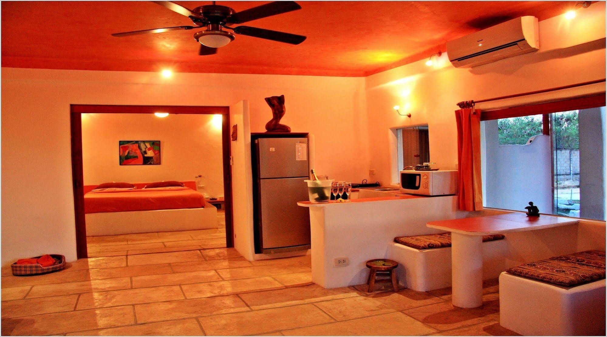 Mirabel Club Resort Haat Jomtien Eksteriør bilde